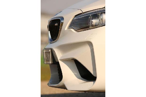 BMW M2 Coup, Frontschrze