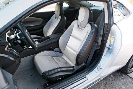 Chevrolet Camaro, Sitze