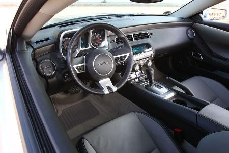 Chevrolet Camaro, Cockpit