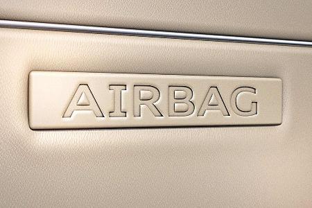 Audi A4, Airbag
