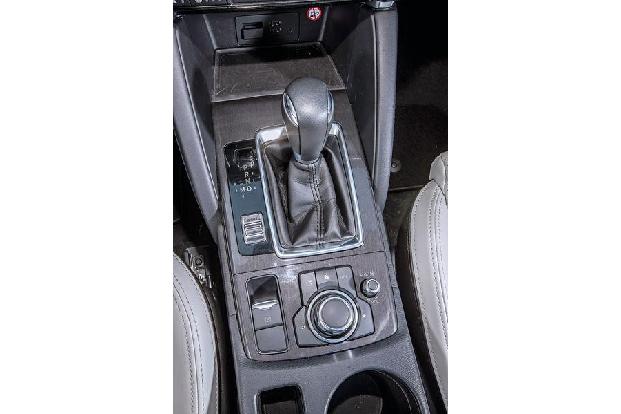 Mazda CX-5 G 192 AWD Sports-Line, Schalthebel
