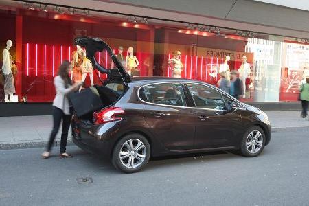 Peugeot 208 e-Hdi 115, Heckklappe offen