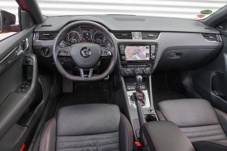 Skoda Octavia Combi RS 2.0 TDI 4x4, Cockpit