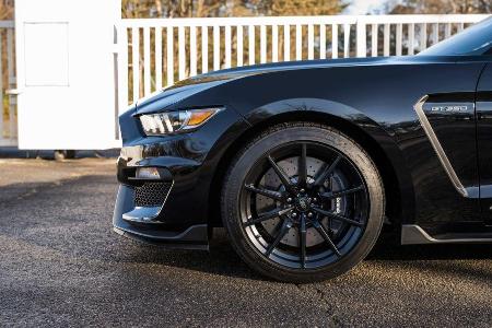 Ford Mustang Shelby GT350 bei Geiger Cars
