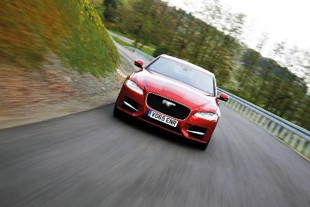 Jaguar XF 20d AWD (X260) - Limousine - Fahrbericht Jaguar XF 20d AWD (X260) - Limousine - Fahrbericht