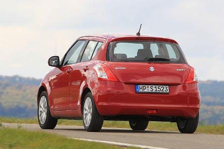 Suzuki Swift schräg von hinten