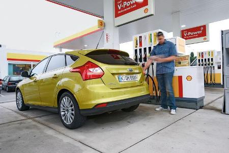 Ford Focus 1.0 Ecoboost, Tankstelle
