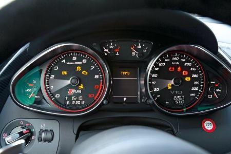 Audi R8 V10 Plus, Rundinstrumente