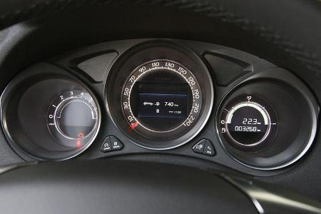 Citroen C4, Instrumente