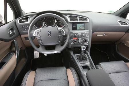 Citroen DS4 THP200, Cockpit