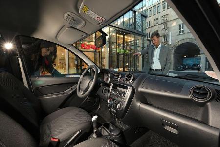 Lada Granta, Cockpit