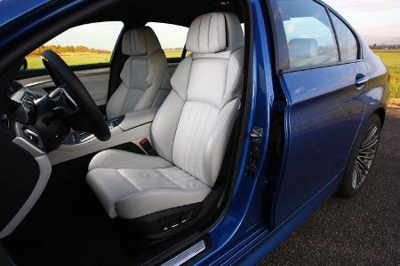 BMW M5, Fahrersitz