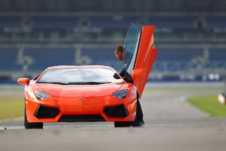Lamborghini Aventador LP 700-4