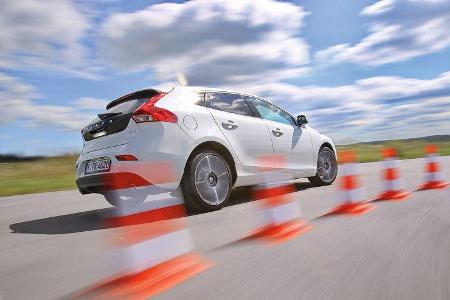 Volvo V40 D4 Summum, Heckansicht