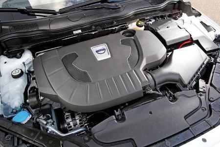 Volvo V40 D4 Summum, Motor