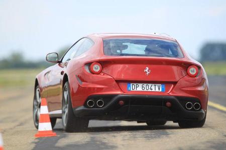 Ferrari FF, Heck, Slalom