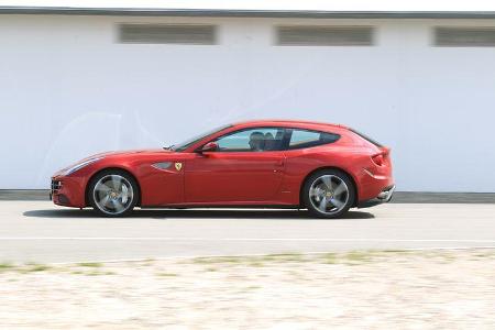 Ferrari FF, Seitenansicht