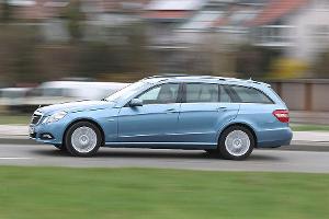 Mercedes E 250 CGI T im Test
