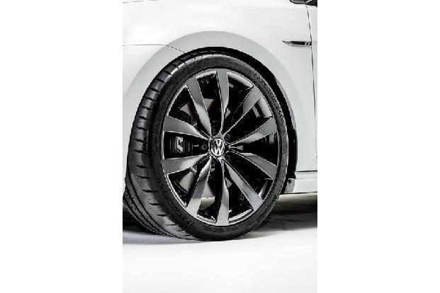 VW Enthusiast Vehicles Golf R