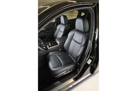 Infiniti M37 S, Sitze