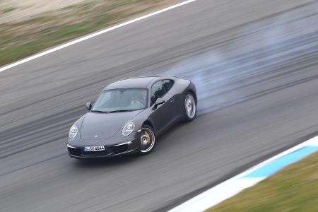 Porsche 911 Carrera S, Querbeschleunigung