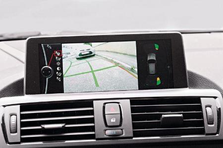BMW 120d Sport Line, Display, Parkhilfe