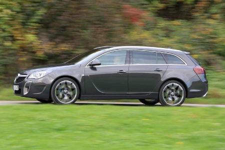 Opel Insignia OPC Sports Tourer Unlimited, Seitenansicht