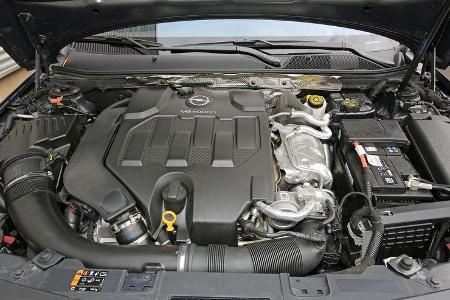 Opel Insignia OPC Sports Tourer Unlimited, Motor