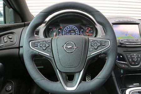 Opel Insignia OPC Sports Tourer Unlimited, Lenkrad
