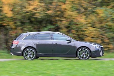 Opel Insignia OPC Sports Tourer Unlimited, Seitenansicht