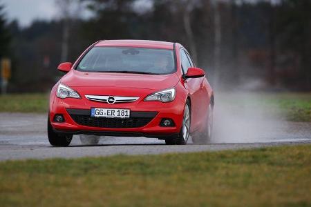 Opel Astra GTC 2.0 CDTi