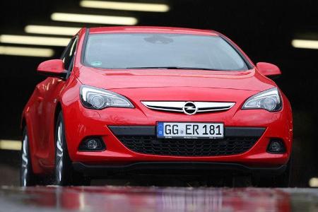 Opel Astra GTC 2.0 CDTi