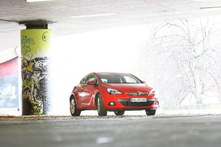 Opel Astra GTC 2.0 CDTi