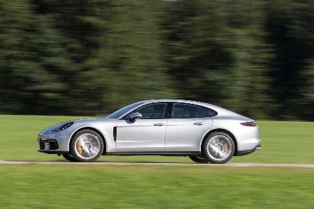 Porsche Panamera 4S