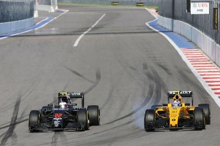 Jolyon Palmer - Jenson Button - Formel 1 - GP Russland - 1. Mai 2016