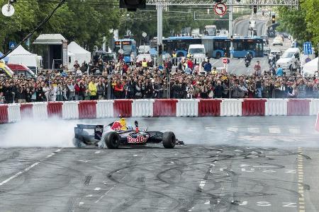 Daniel Ricciardo - Red Bull - Budapest Showrun - 2017