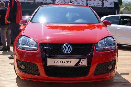 20_GTI_Treffen_Woerthersee_VW_Stand.jpg
