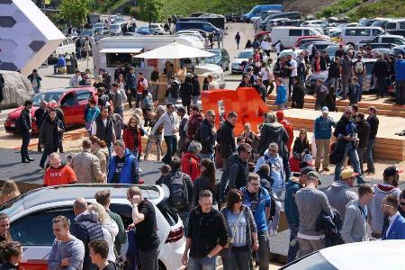 20_GTI_Treffen_Woerthersee_VW_Stand.jpg