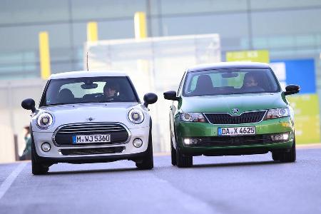 Mini One, Skoda Rapid Spaceback 1.2 TSI, Frontansicht