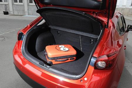 Mazda 3 Diesel Kofferraum mit Gepckstck