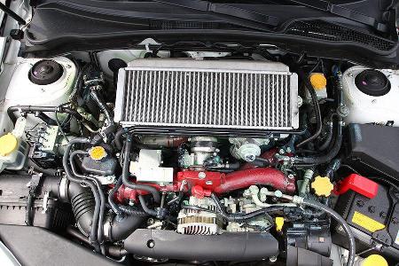 Der nun 300 PS starke Boxer ist ein Verfechter des Turbolochs.