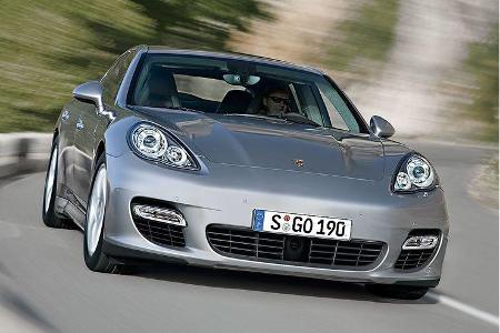 Der Panamera ist sofort als Mitglied der Porsche-Familie zu erkennen.