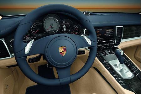 In Panamera 4S und Turbo ist das Siebengang-PDK serienmäßig an Bord.