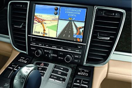 Die Serienausstattung des Panamera Tubro umfasst das sogenannte Porsche Communication Management. Es beinhaltet unter andere...