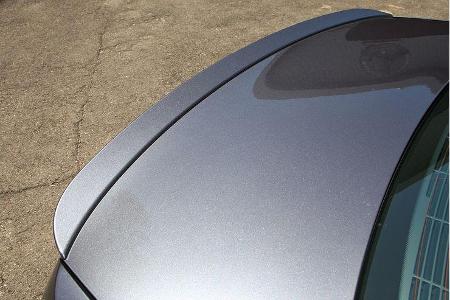 Die kleine Lippe am Heck kostet 390 Euro Aufpreis, steht dem Coupé aber außerordentlich gut.