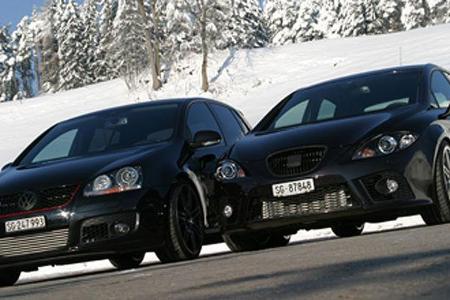 Der Seat Leon Cupra und der VW Golf GTI warten nach der Behandlung bei O.CT mit mehr Leistung auf.