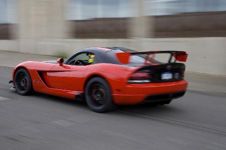 2008 hatte Dodge mit der Viper ACR den Rundenrekord straßenzugelassener Serienfahrzeuge auf der Nordschleife geholt.