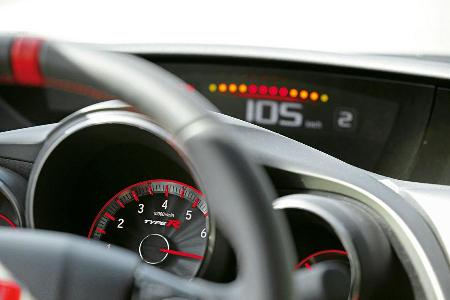 Honda Civic Type R, Rundinstrumente