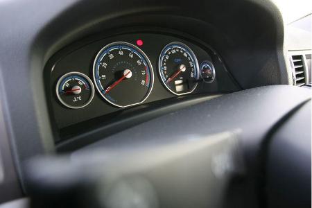 BMW 330i - Opel Vectra OPC 12
