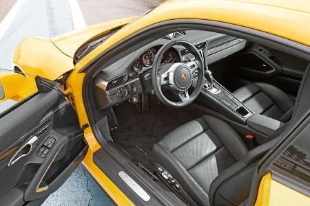 Porsche 911 Turbo S, Cockpit
